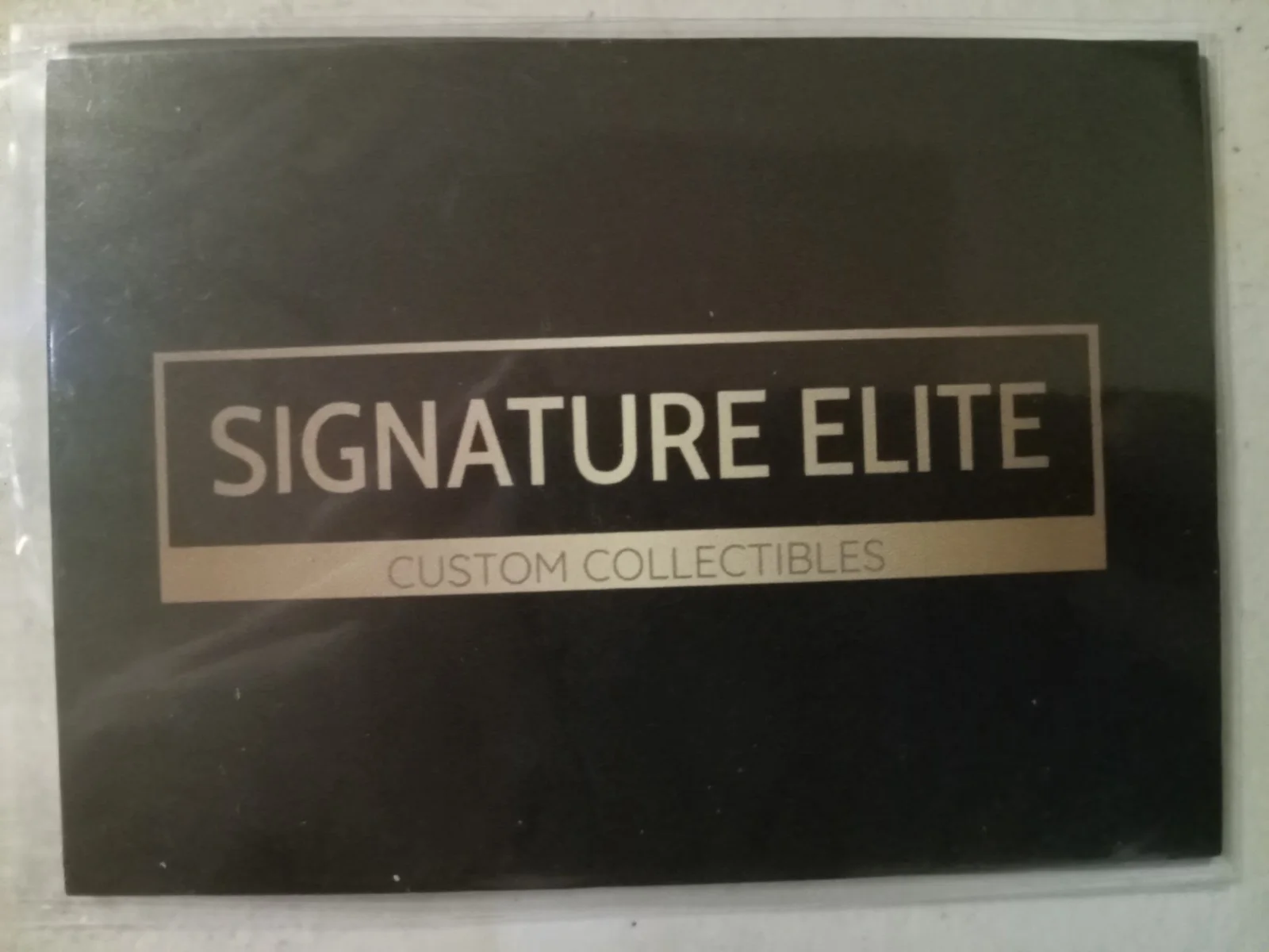 Margot Robbie — Custom Signed Margot Robbie - Harley Quinn - Suicide Squad Card - COA, изображение 2