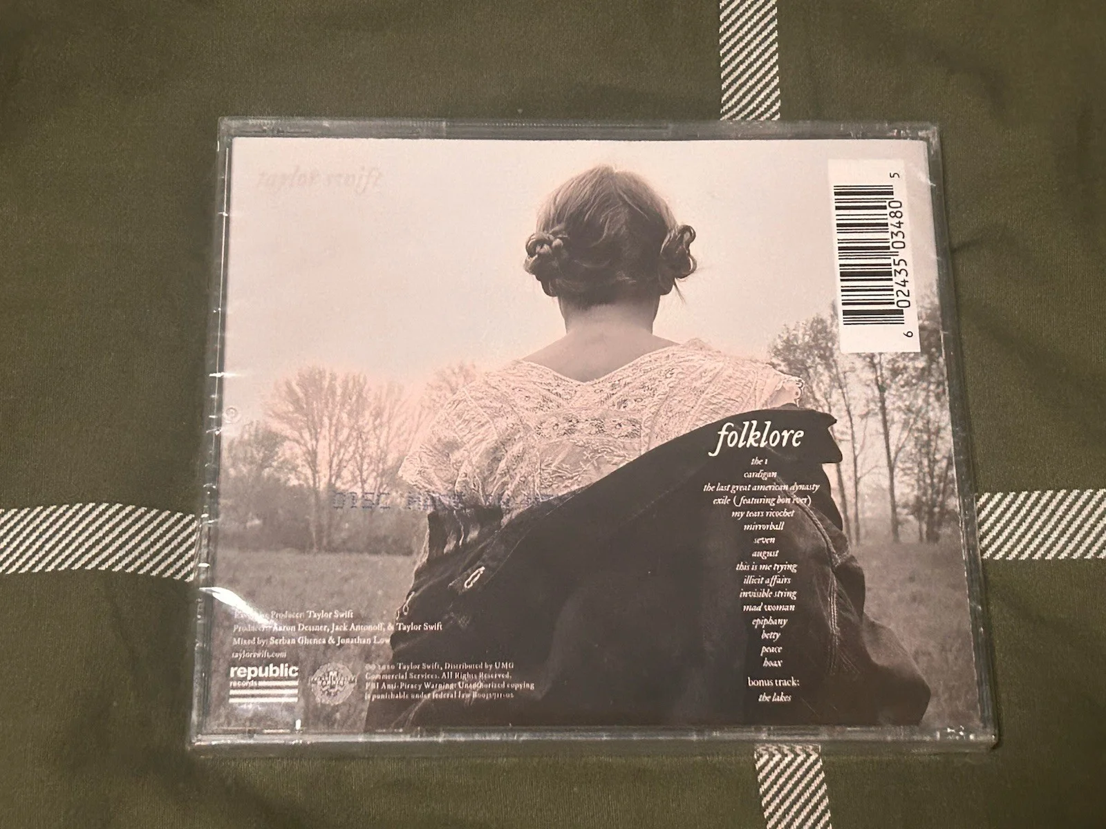 Taylor Swift Signed Folklore CD Autographed and Sealed New, image 2