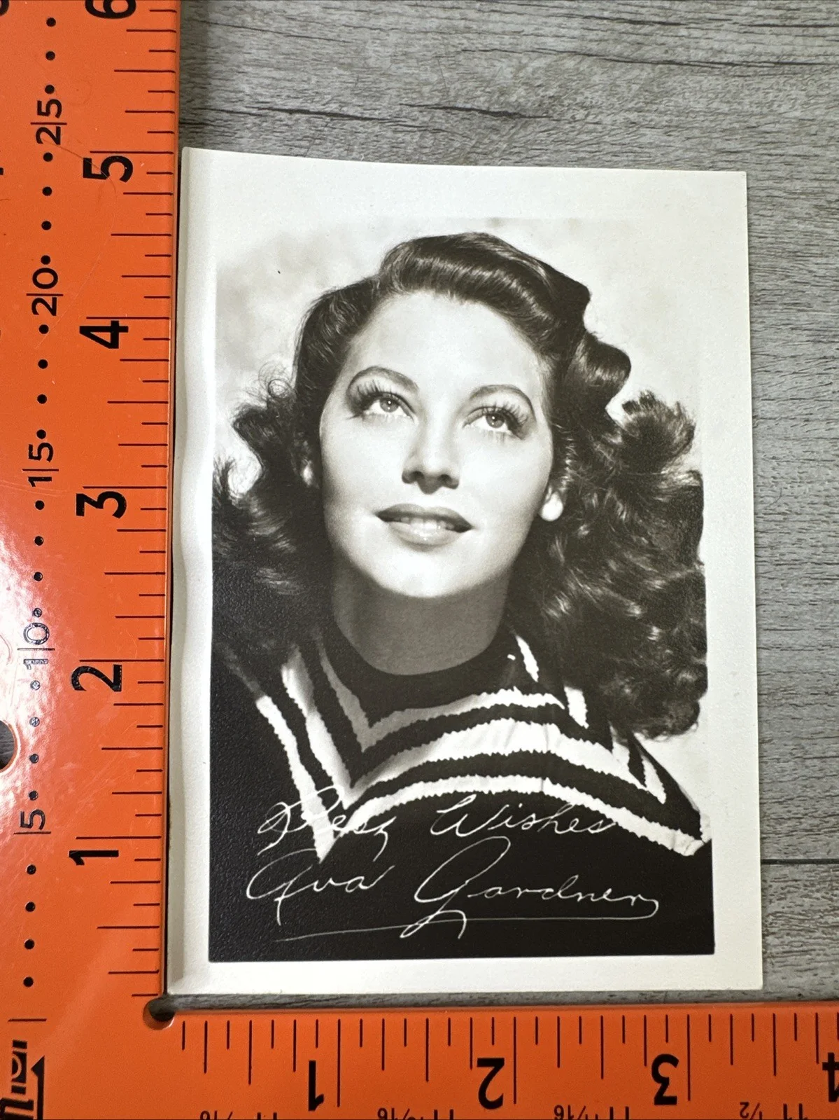 Ava Gardner — Vintage Ava Gardner Facsimile Signed 3.5 x 5 Studio Publicity Fan Photo Card, изображение 3