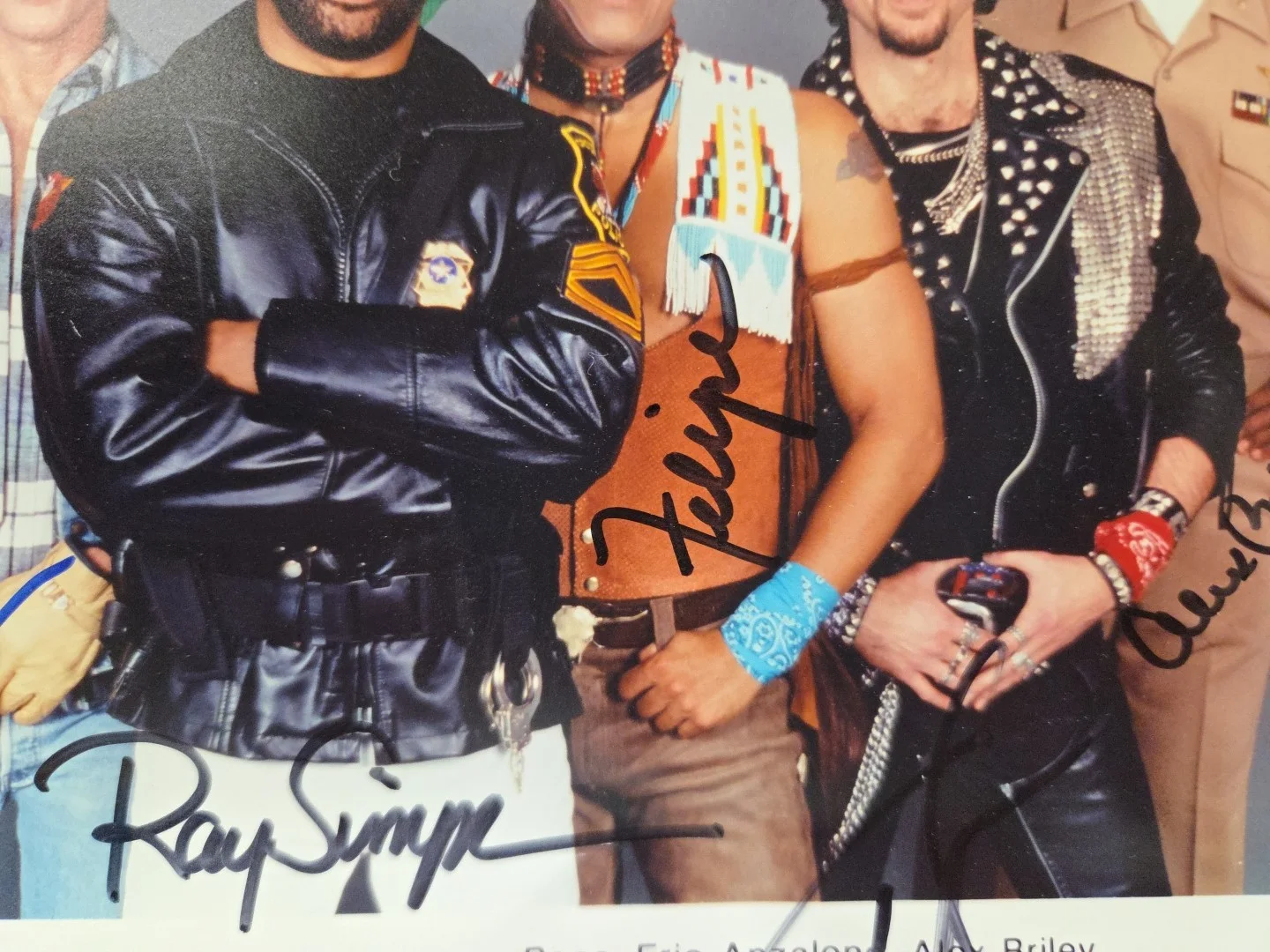Village People Autographed 8 X 10 Color Photo Signed By The Whole Band, изображение 5