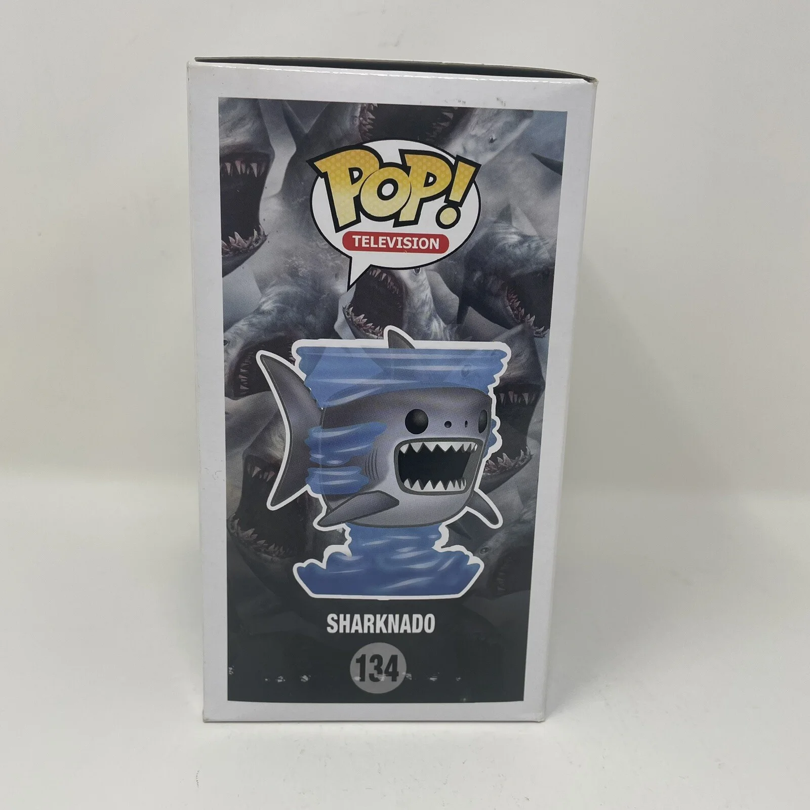 IAN ZIERING, TARA REID — DOUBLED SIGNED IAN ZIERING & TARA REID SHARKNADO FUNKO POP FIGURE, изображение 4