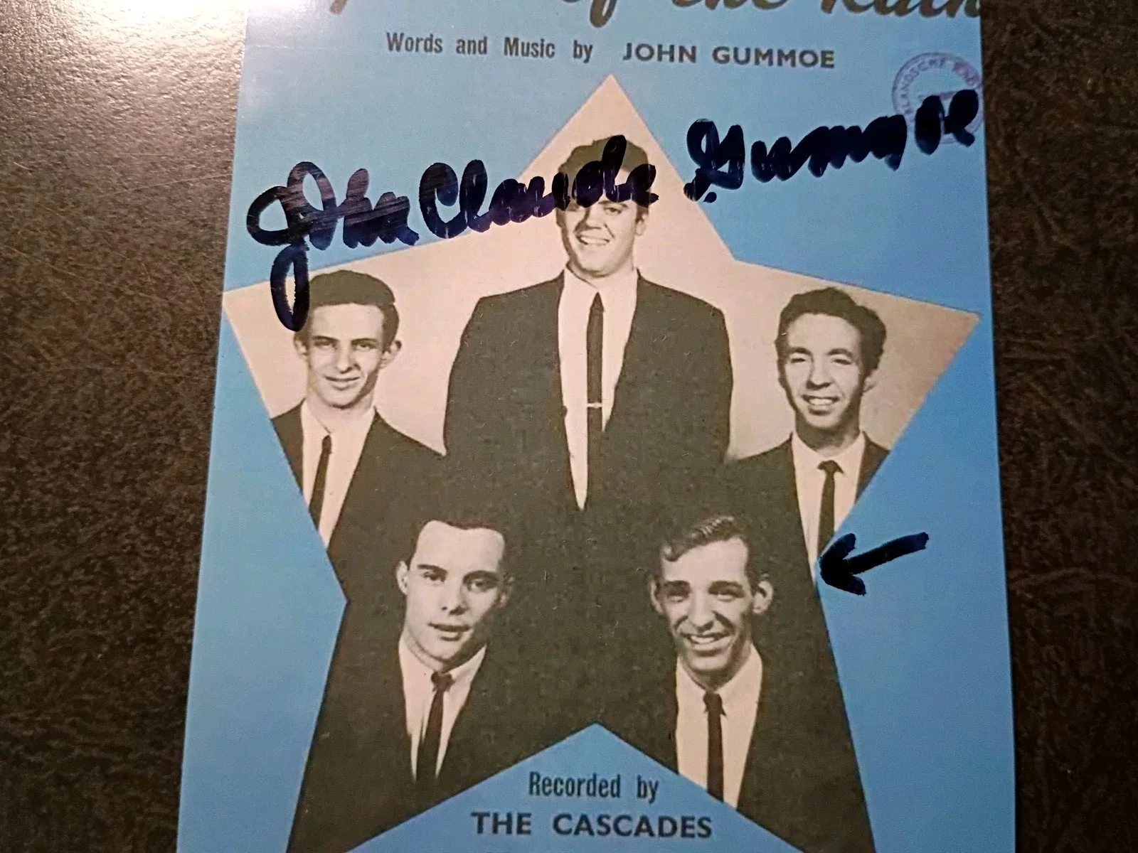 JOHN GUMMOE Hand Signed Autograph 4X6 Photo - THE CASCADES - RHYTHM OF THE RAIN, изображение 2