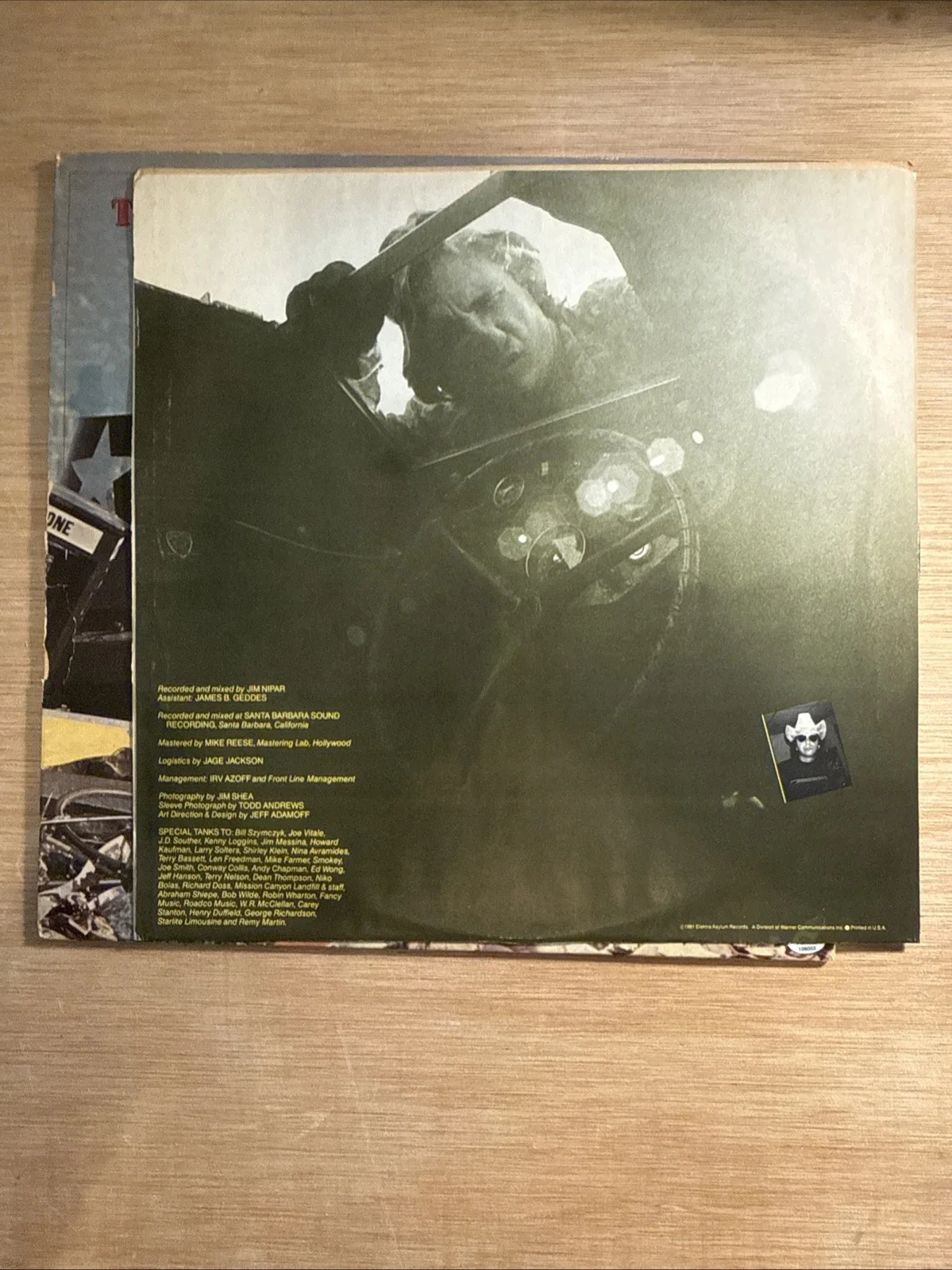 Framed And signed Joe Walsh Neighborhood Vinyl Album LP COA#108003, изображение 5