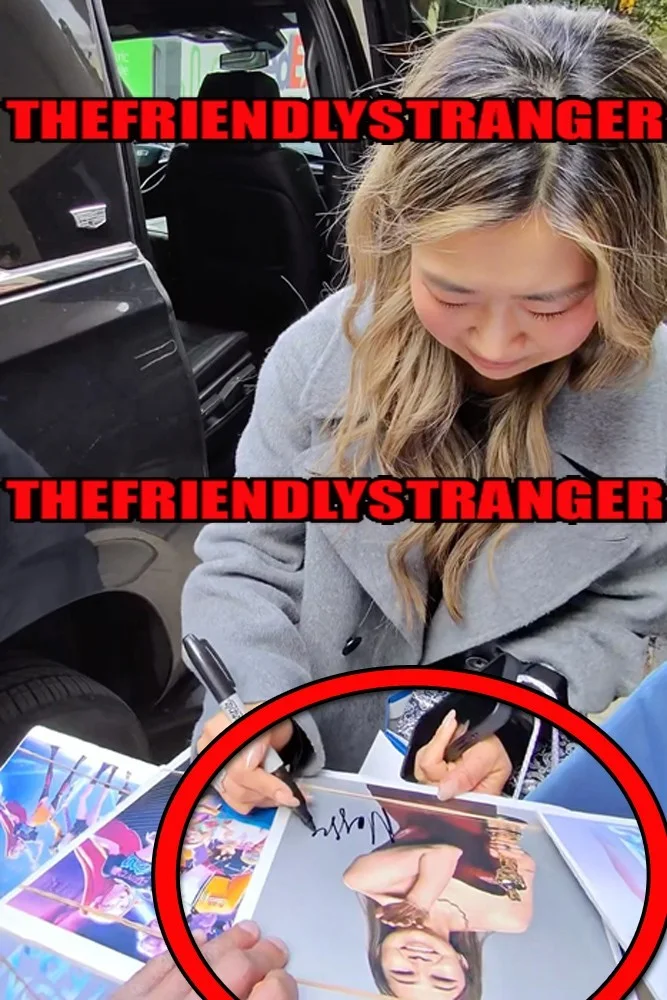 Maggie Kang — Maggie Kang signed OSCAR "KPOP DEMON HUNTERS" 8x10 Photo EXACT PROOF b Dir COA, изображение 2