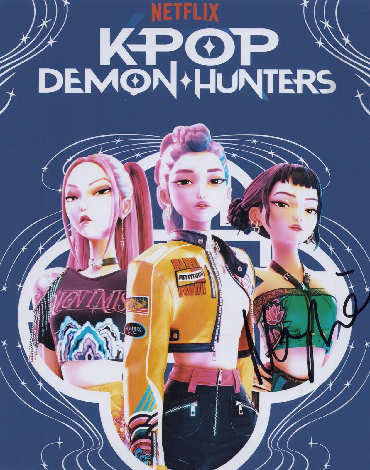 Maggie Kang — Maggie Kang signed "KPOP DEMON HUNTERS" 8x10 Photo EXACT PROOF a Writer Dir COA, изображение 3