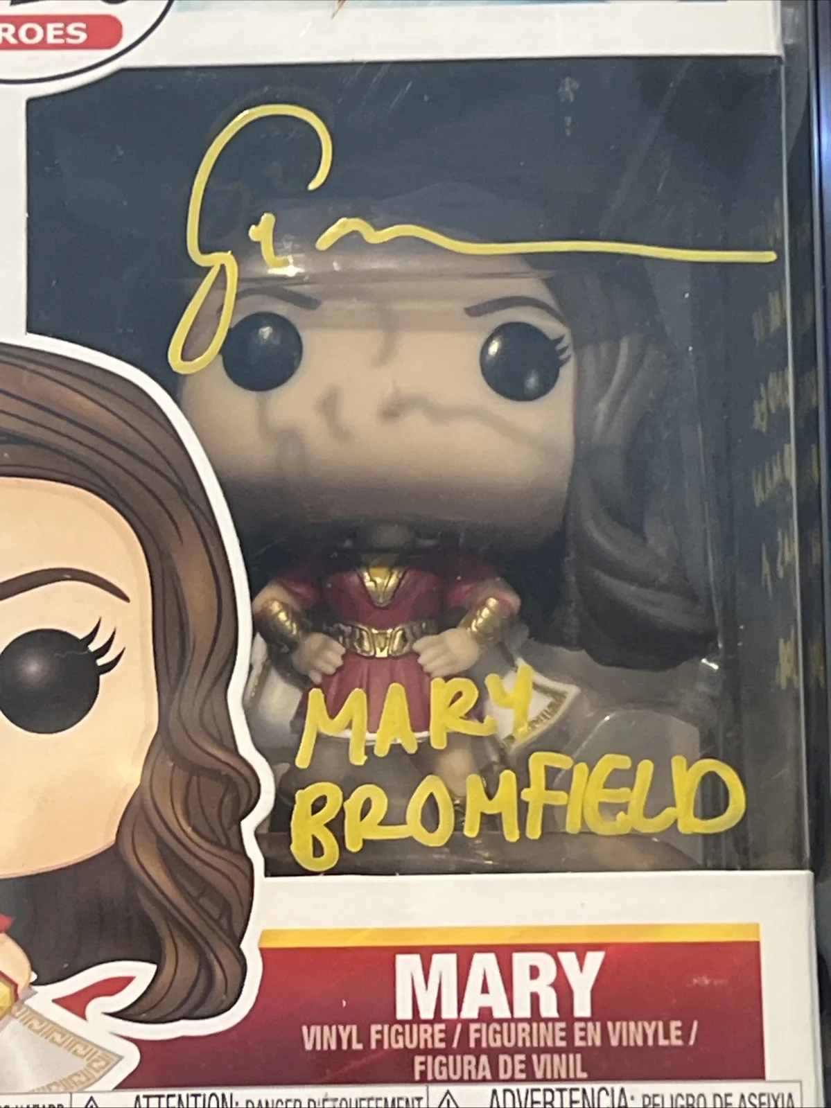 Grace Caroline Currey — Grace Caroline Currey Signed Autograph Mary Shazam! Funko Slabbed PSA SWAU, изображение 2