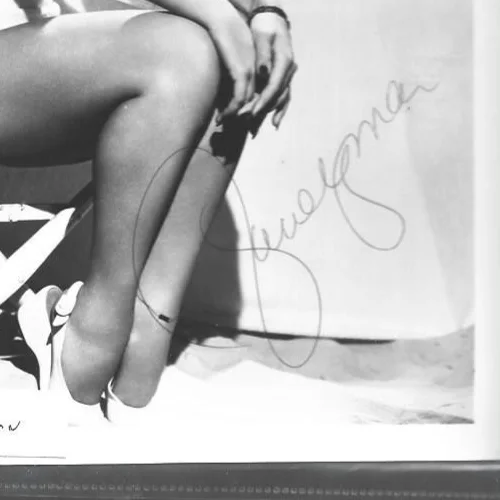Original Hand Signed Jane Wyman autograph on 8 x 10 photo, изображение 2