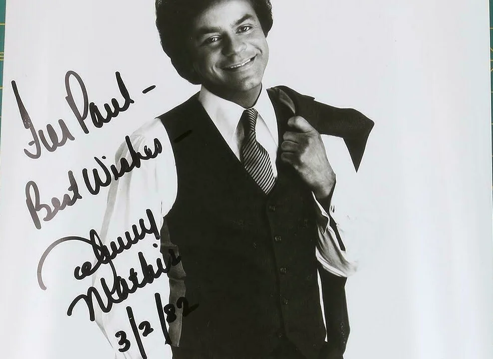 JOHNNY MATHIS LEGENDARY SINGER GRAMMY BECKETT BAS SIGNED AUTOGRAPHED 8x10 PHOTO, изображение 2