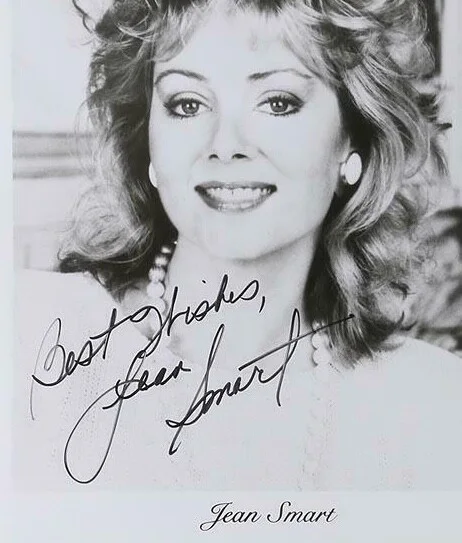 Jean Smart — JEAN SMART Hand-Signed 8x10 Photo Inscribed Actress American 2022 Emmy Winner, изображение 2