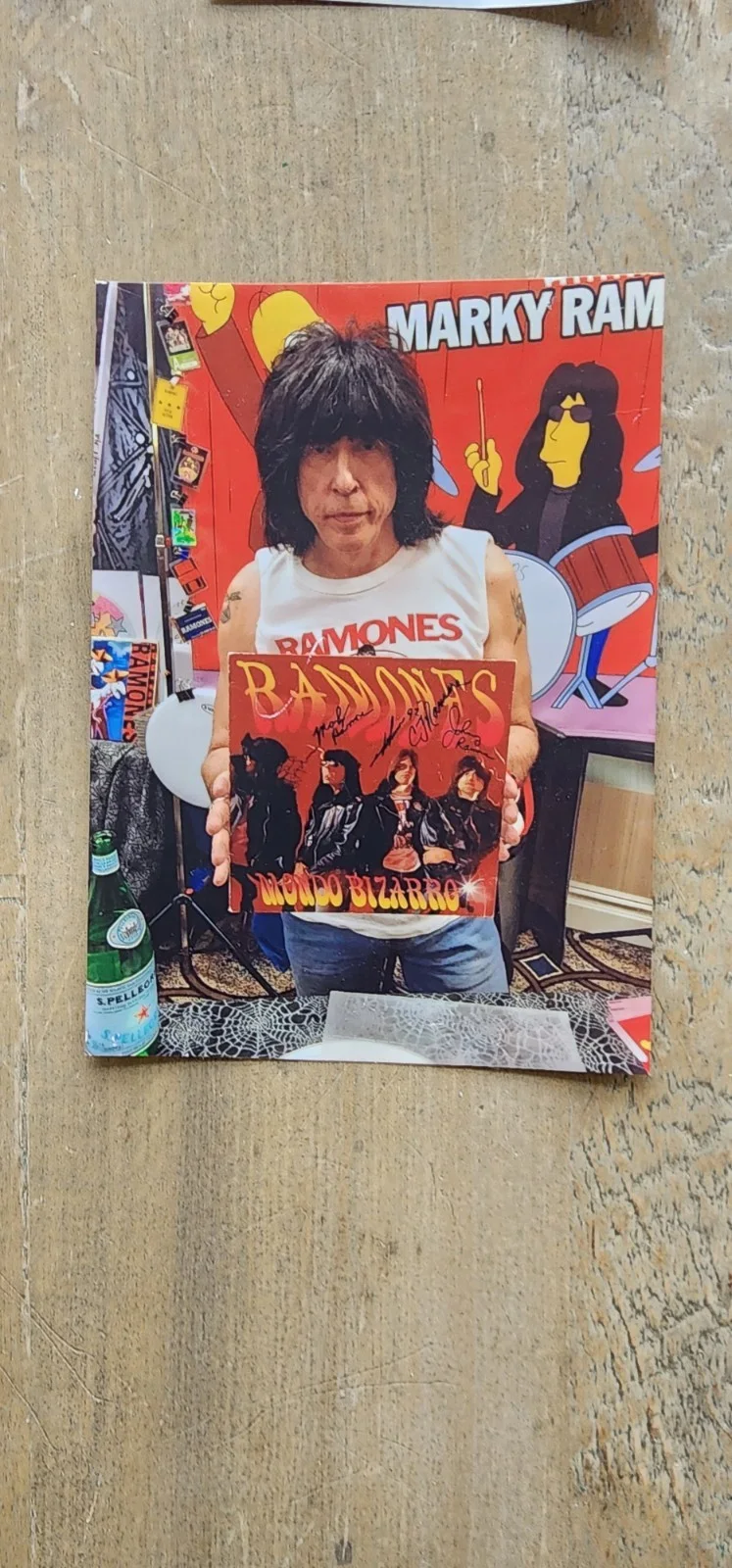 Ramones Mondo Bizarro Signed Record Cover Original Music Memorabilia, изображение 4