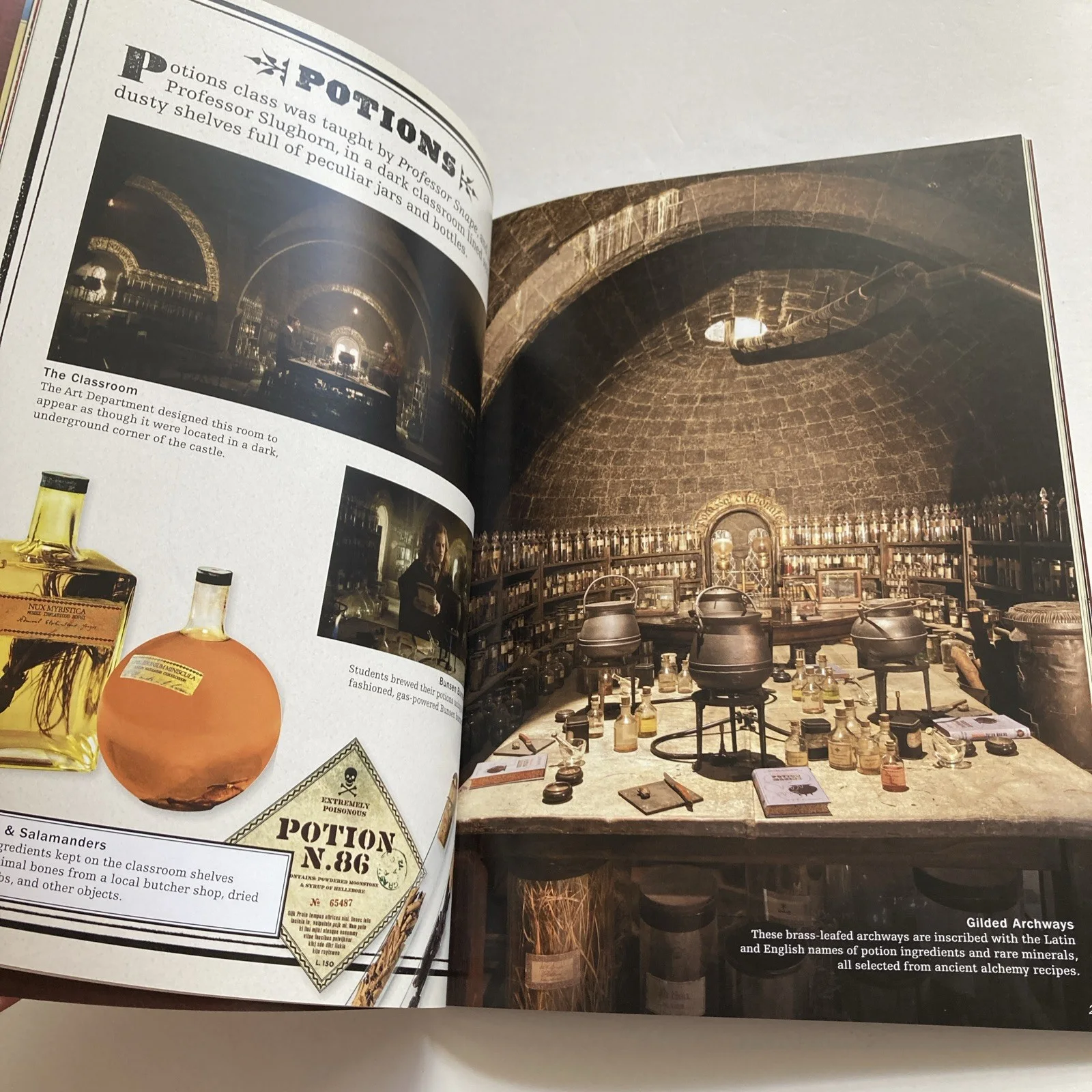 Warner Bros Studio Tour London Making of Harry Potter Official Guide New Edition, image 4