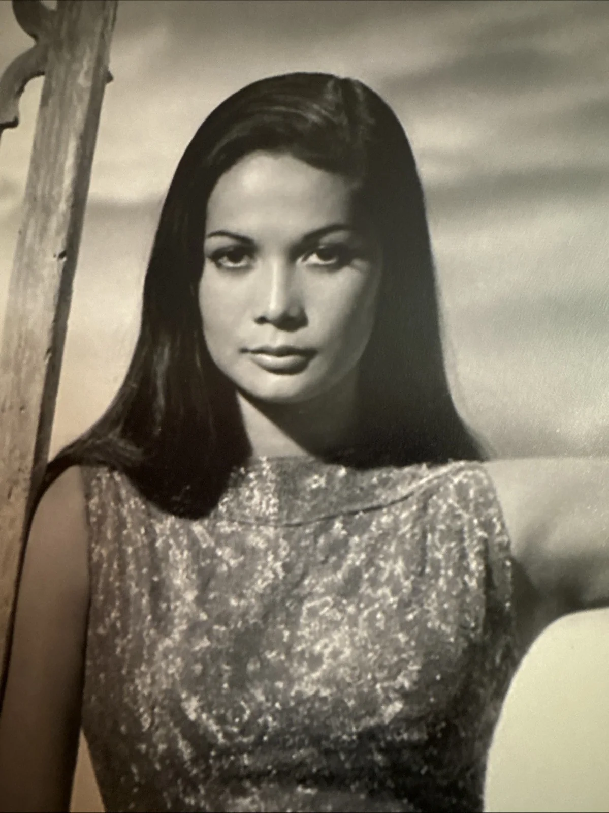 Nancy Kwan — Nancy Kwan Signed 8x10 The World of Suzie Wong Photo Autograph, изображение 3