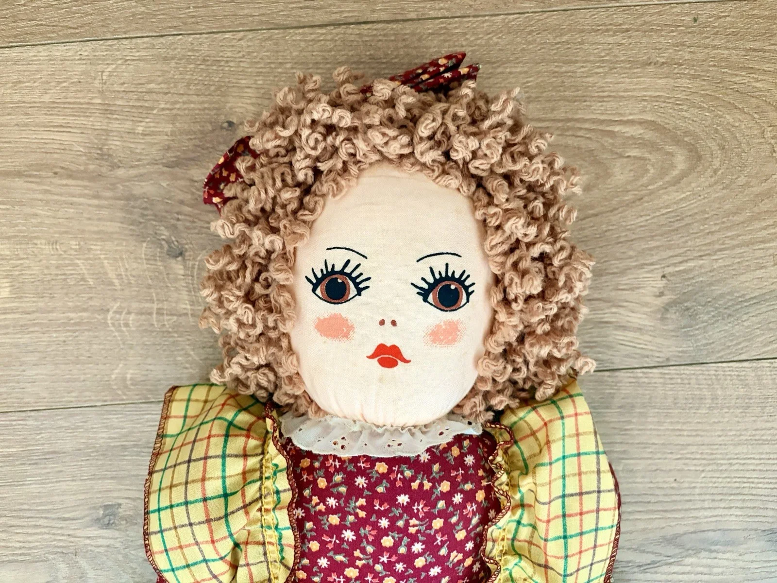 Farrah Fawcett — FARRAH FAWCETT OWNED & SIGNED CALICO CRITTERS RAG DOLL HER PERSONAL COLLECTION, image 4