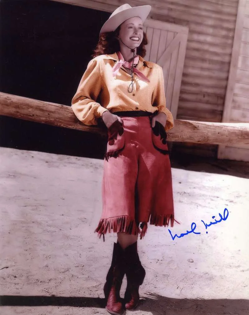 NOEL NEILL — Noel Neill Psa Dna Coa Hand Signed 8x10 Photo Autograph Authentic