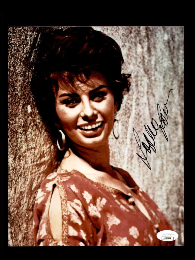 Sophia Loren — Sophia Loren JSA Coa Autograph 8x10 Photograph Signed