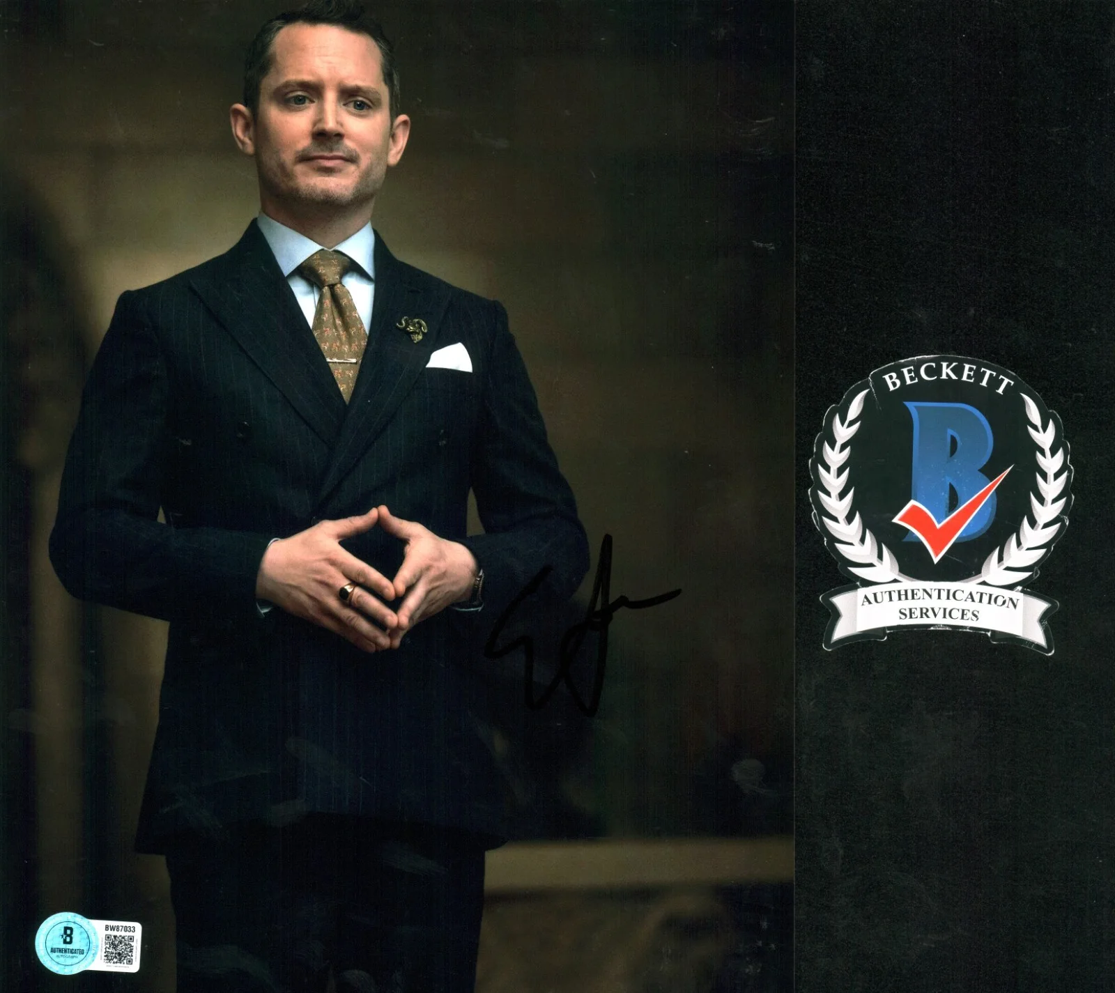 elijah wood — ELIJAH WOOD SIGNED READY OR NOT 2: HERE I COME 8x10 PHOTO AUTOGRAPHED BAS COA