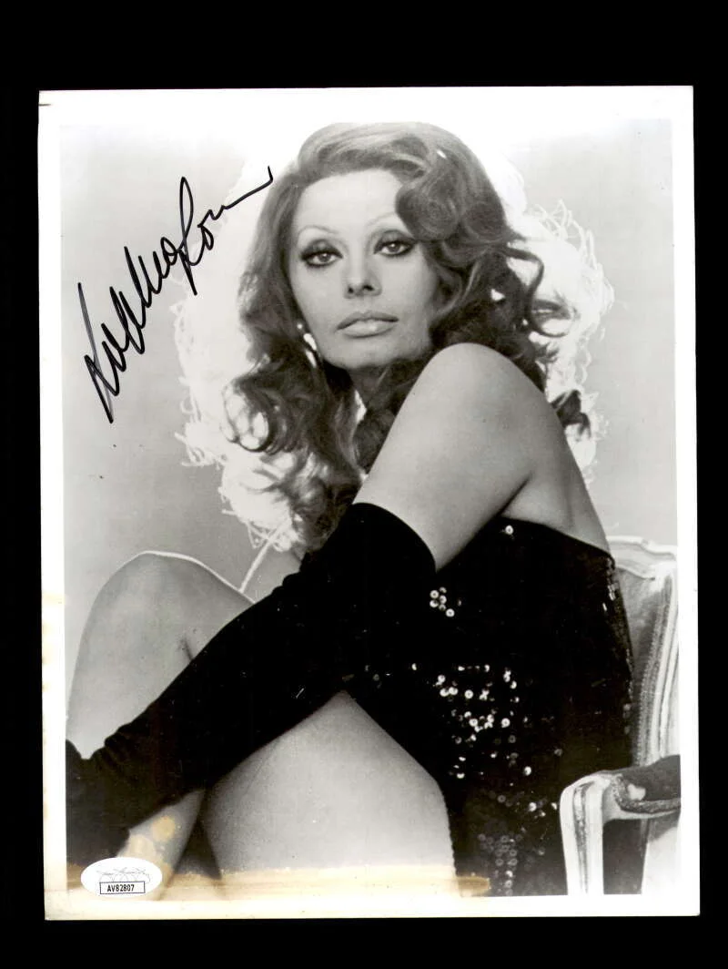 Sophia Loren — Sophia Loren JSA Coa Autographed 8x10 Photograph Signed