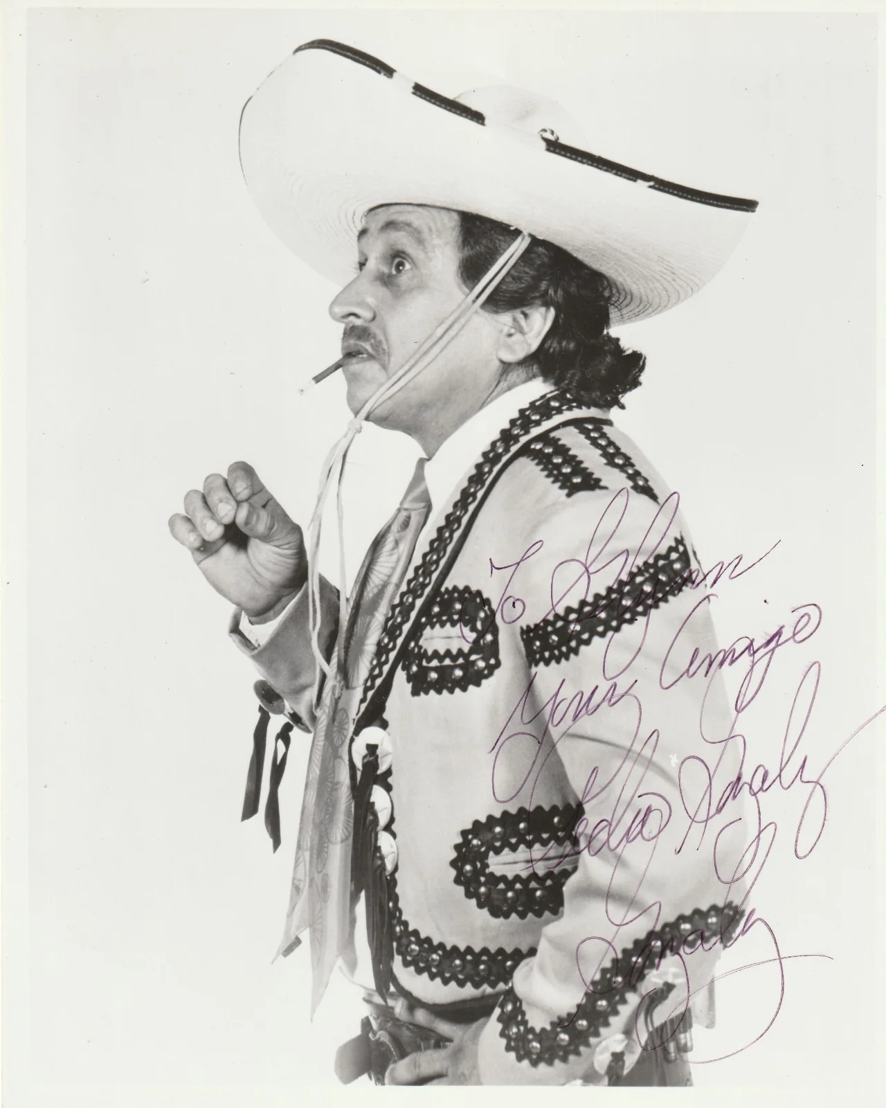 Pedro Gonzalez Gonzalez — Pedro Gonzalez Gonzales, western and comic favorite, signed great 8x10 photo