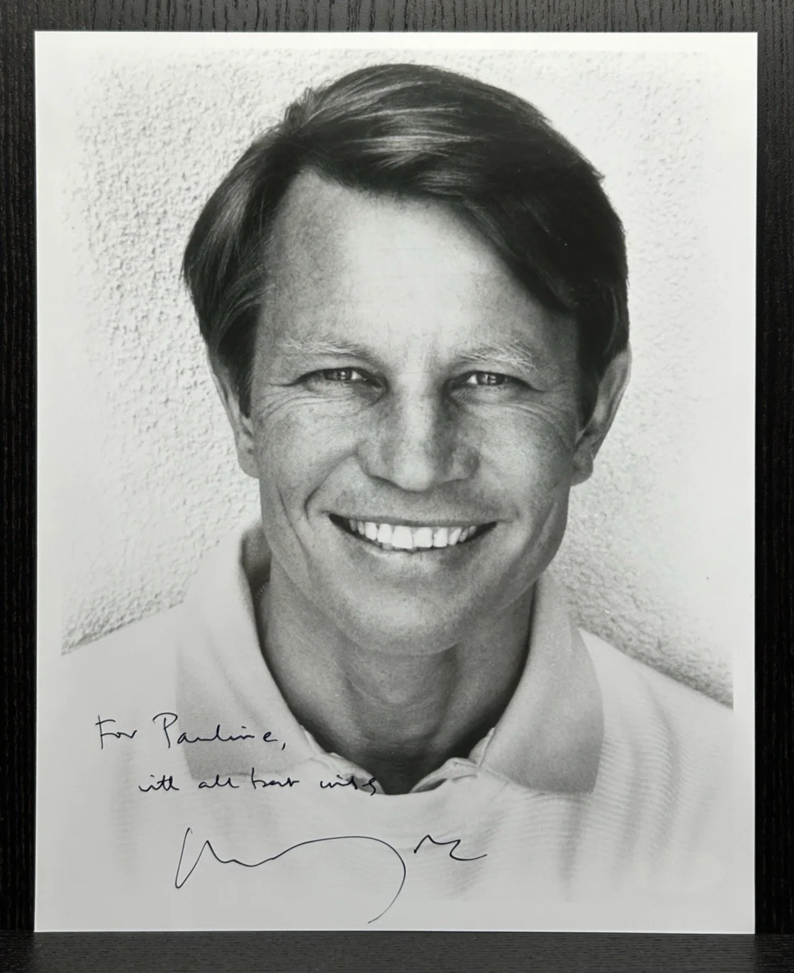 Michael York — MICHAEL YORK SIGNED 8x10 PHOTO Original Autograph and Note JSA COA Logan's Run, image 2