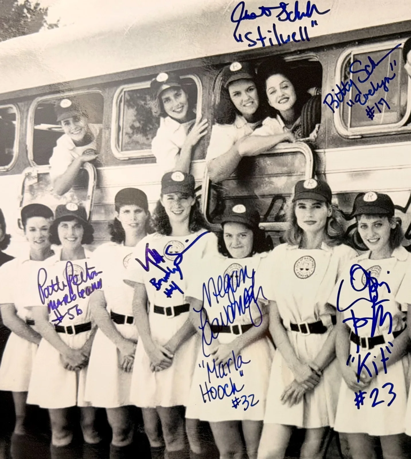 A LEAGUE OF THEIR OWN AUTOGRAPHED CAST SIGNED 16X20 PHOTO/POSTER 9 AUTOS - JSA!, изображение 3