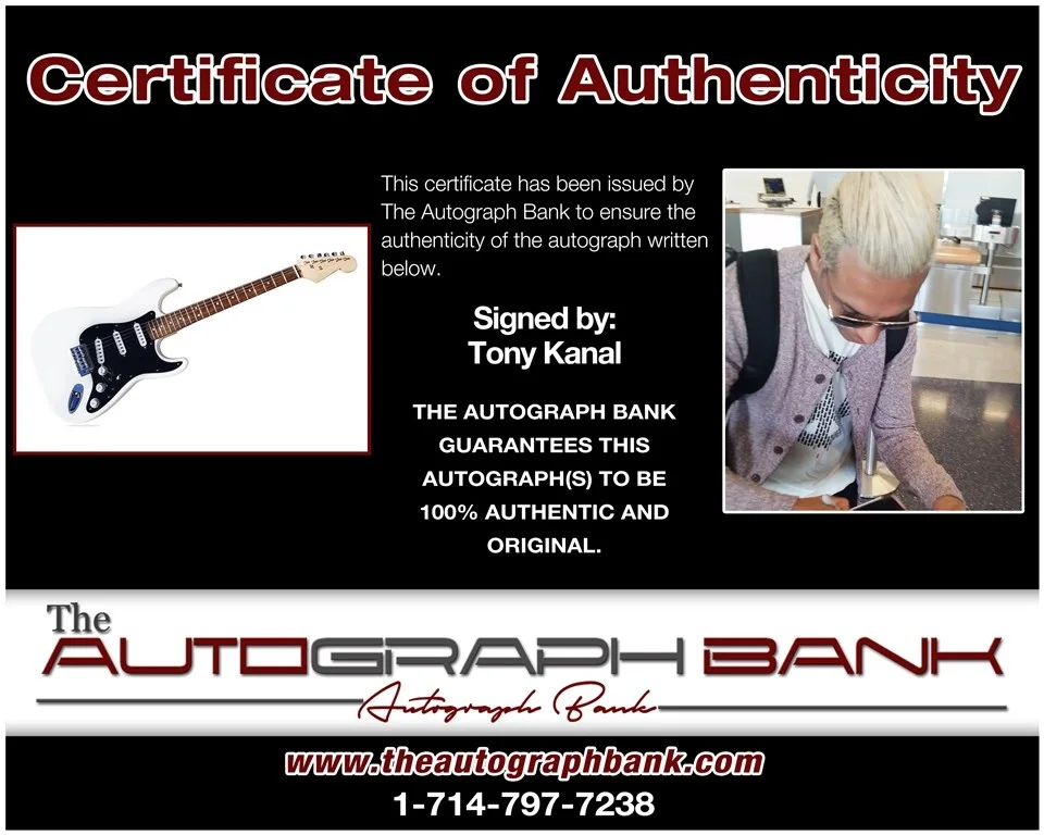Tony Kanal — Tony Kanal No Doubt authentic signed guitar W/ Certificate Autographed E2, image 2