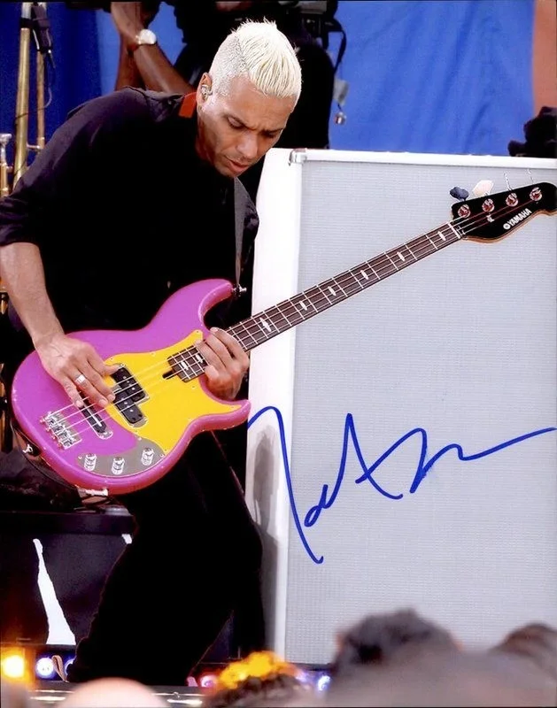 Tony Kanal — Tony Kanal No Doubt Authentic signed rock 8x10 photo W/Cert Autographed A7