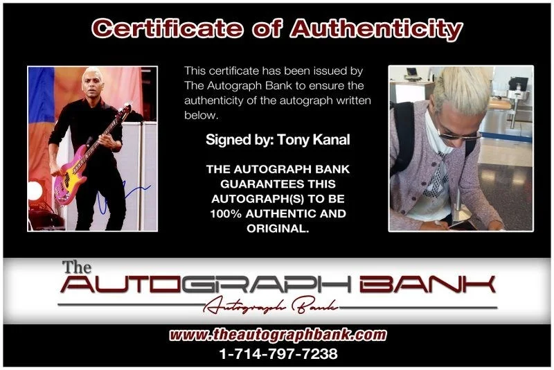 Tony Kanal — Tony Kanal No Doubt Authentic signed rock 8x10 photo W/Cert Autographed A5, image 2