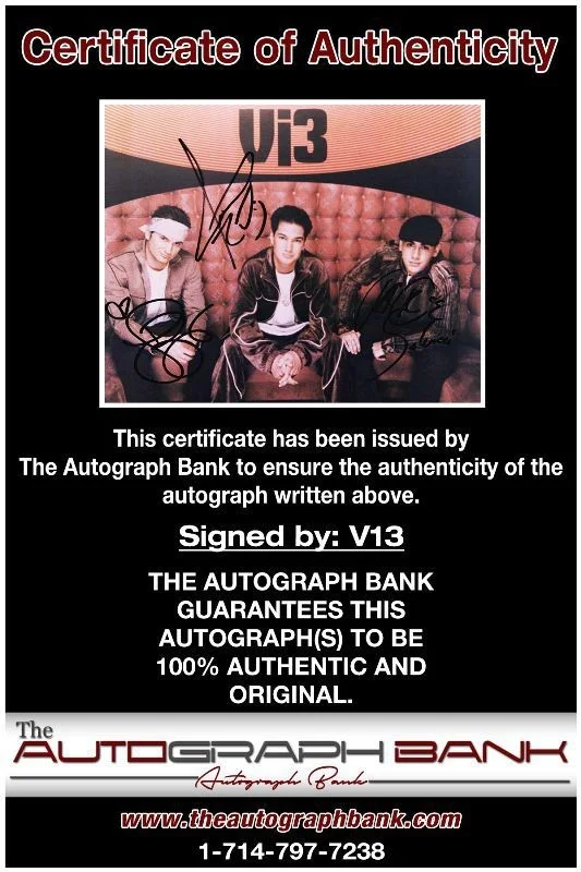V13 — V13 Authentic signed rock 8x10 photo W/Certificate Autographed (1326-a), image 2