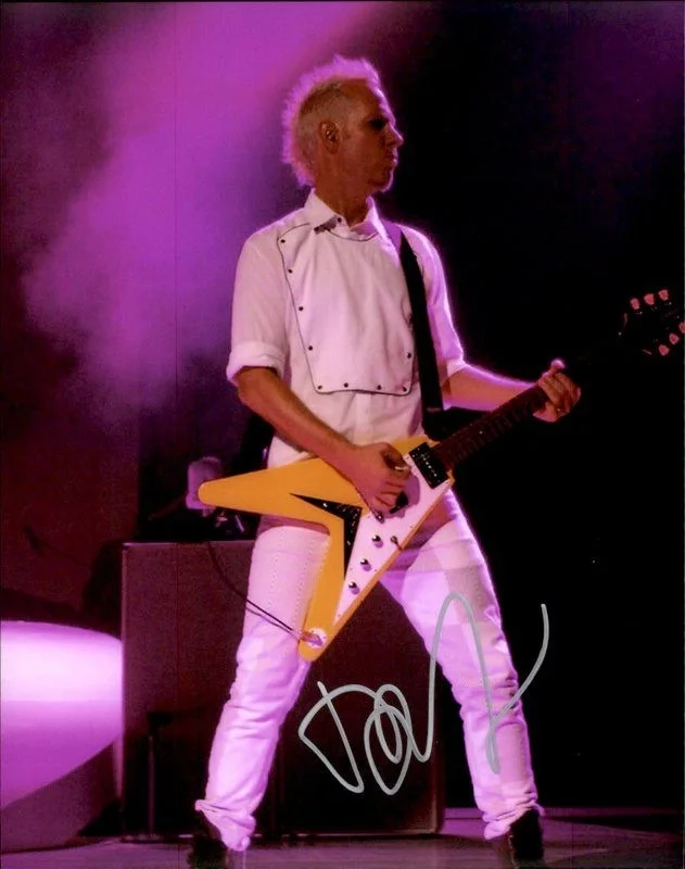 Tony Kanal — Tony Kanal No Doubt Authentic signed rock 8x10 photo W/Cert Autographed A9