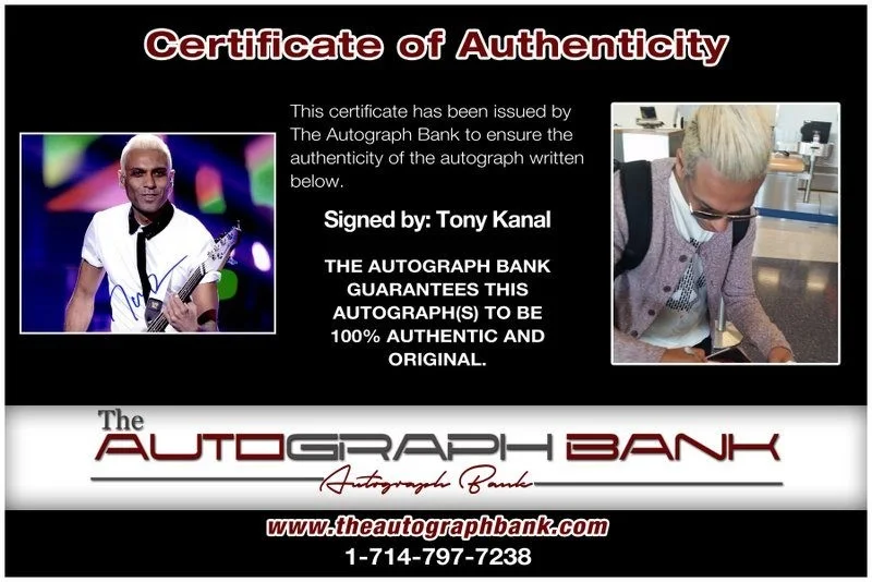 Tony Kanal — Tony Kanal No Doubt Authentic signed rock 8x10 photo W/Cert Autographed A16, изображение 2