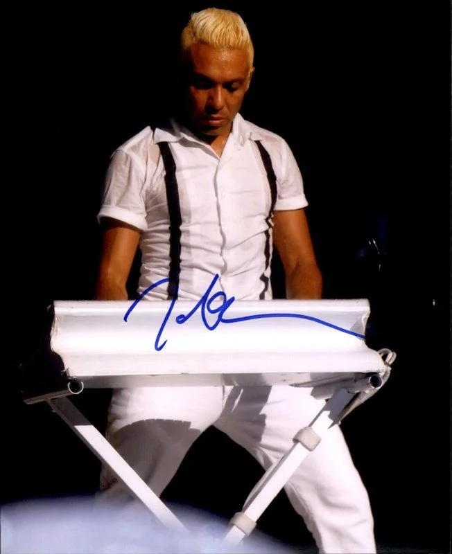 Tony Kanal — Tony Kanal No Doubt Authentic signed rock 8x10 photo W/Cert Autographed A20