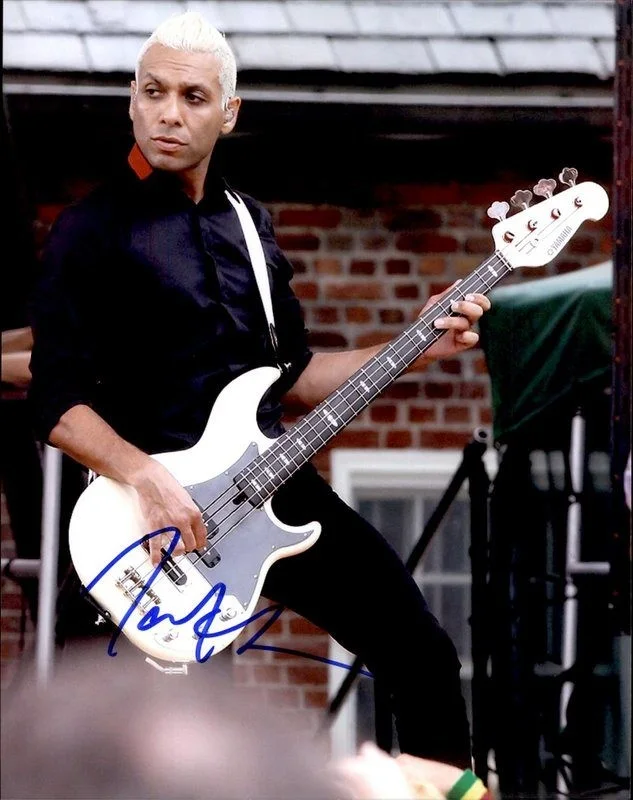 Tony Kanal — Tony Kanal No Doubt Authentic signed rock 8x10 photo W/Cert Autographed A21