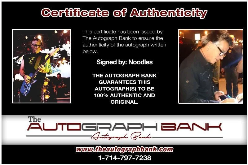 Noodles — Noodles Offspring Authentic signed rock 8x10 photo W/Cert Autographed 1326-e, image 2