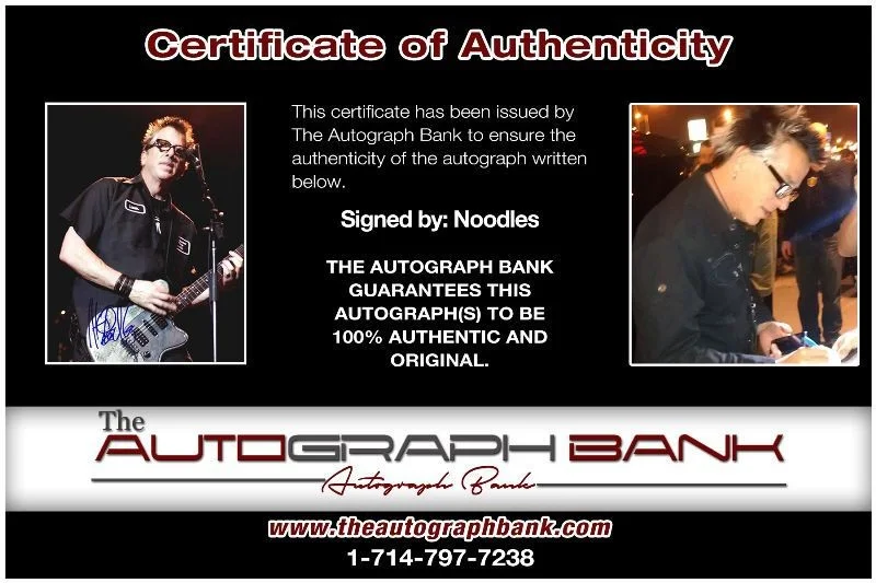 Noodles — Noodles Offspring Authentic signed rock 8x10 photo W/Cert Autographed 1326-g, image 2
