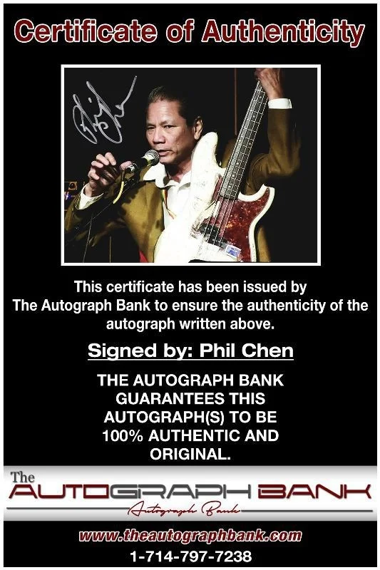 Phil Chen — Phil Chen Manzarek-Krieger Authentic signed 8x10 photo |CERT Autographed 1326-c, изображение 2