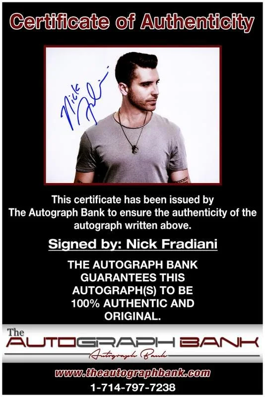 Nick Fradiani — Nick Fradiani authentic signed rock 8x10 photo W/Cert Autographed A00099, изображение 2