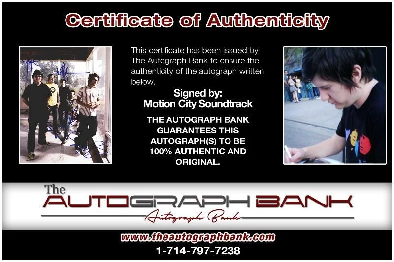 Motion City Soundtrack — Motion City Soundtrack Group Authentic signed 8x10 photo |CERT Autograph 1326-g, изображение 2