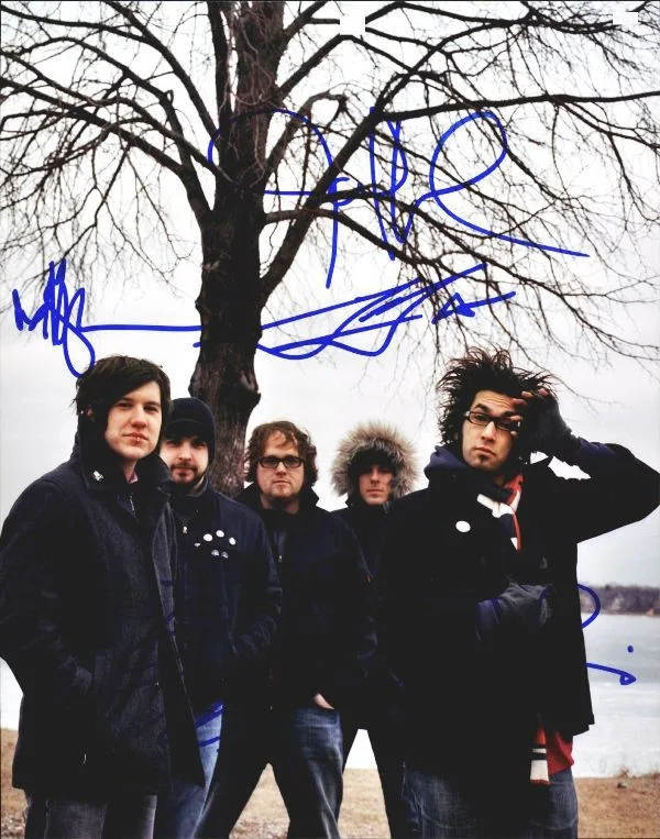 Motion City Soundtrack — Motion City Soundtrack Group Authentic signed 8x10 photo |CERT Autograph 1326-b