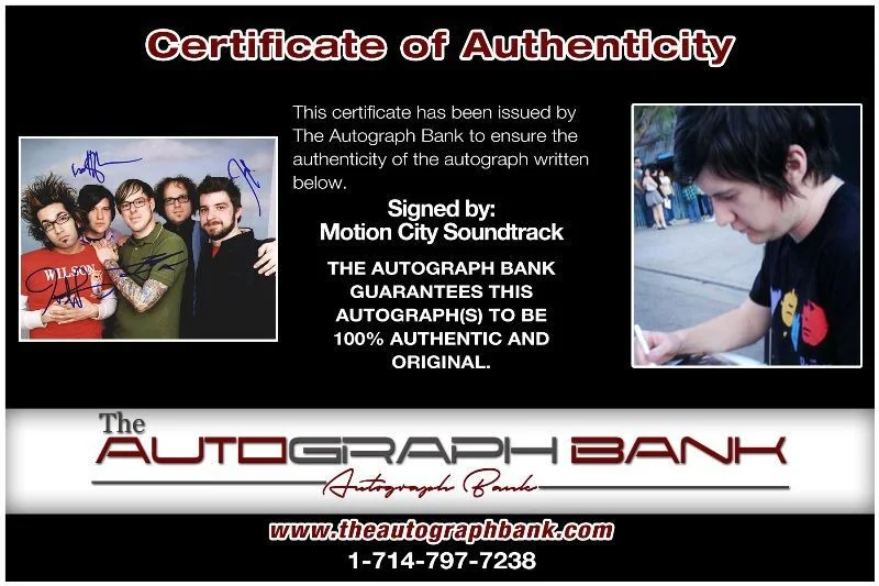Motion City Soundtrack — Motion City Soundtrack Group Authentic signed 8x10 photo |CERT Autograph 1326-e, image 2