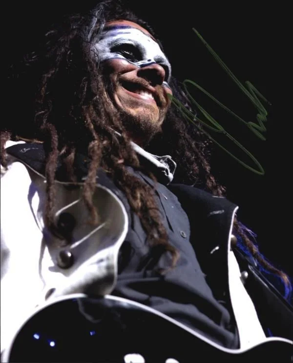 Munky — Munky Korn Authentic signed rock 8x10 photo W/Certificate Autographed (1326-t)
