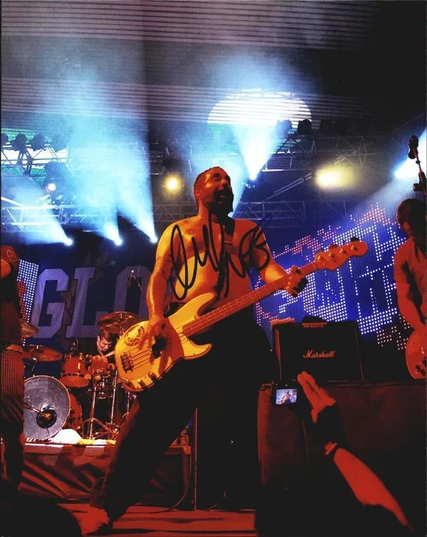 Ian Grushka — Ian Grushka New Found Glory Authentic signed 8x10 photo |CERT Autographed 1326-b
