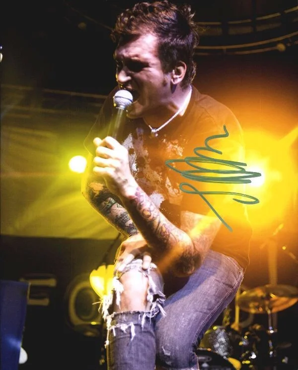 Jordan Pundik — Jordan Pundik New Found Glory Authentic signed 8x10 photo |CERT Autograph 1326-d