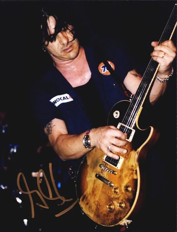 Gilby Clarke — Gilby Clarke Gun N Roses Authentic signed 8x10 photo |CERT Autographed 1326-p