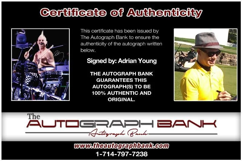 Adrian Young — Adrian Young No Doubt Authentic signed rock 8x10 photo W/Cert Autographed 1326-d, изображение 2