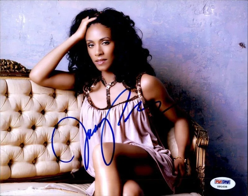 Jada Pinkett Smith — Jada Pinkett Smith authentic signed 8x10 photo W/ PSA Certificate Autograph Z2