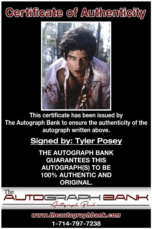 Tyler Posey — Tyler Posey authentic signed celebrity 8X10 photo W/Cert Autographed 132716c1, изображение 2