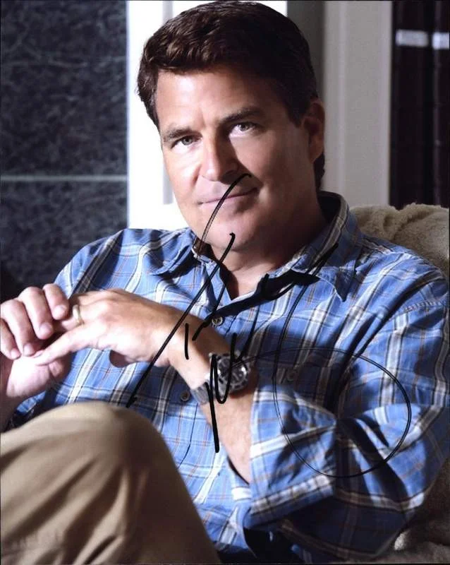 Ted Mcginley — Ted Mcginley signed celebrity 8x10 photo W/Cert Autograph 0729