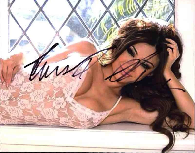 Sunshine Shen — Sunshine Shen signed celebrity 8x10 photo W/Cert Autograph 0372