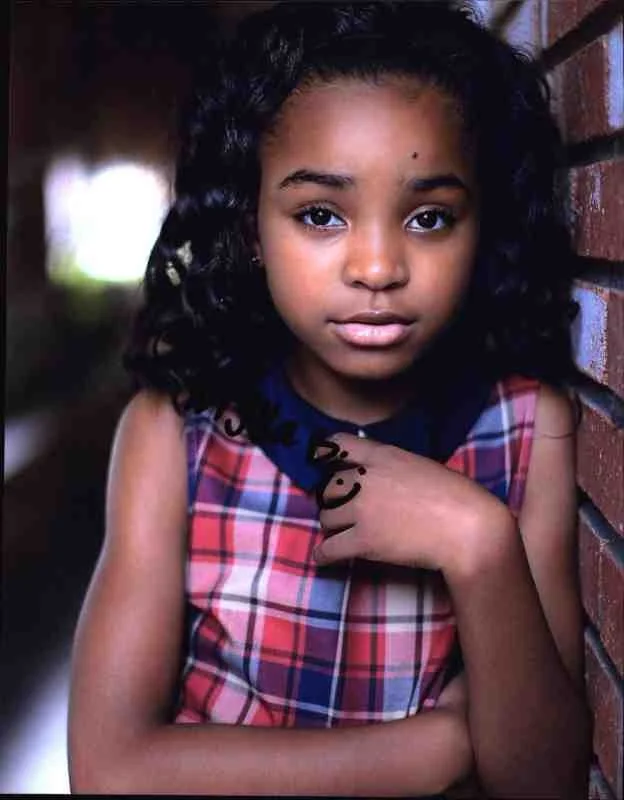 Saniyya Sidney — Saniyya Sidney signed celebrity 8x10 photo W/Cert Autograph 0351