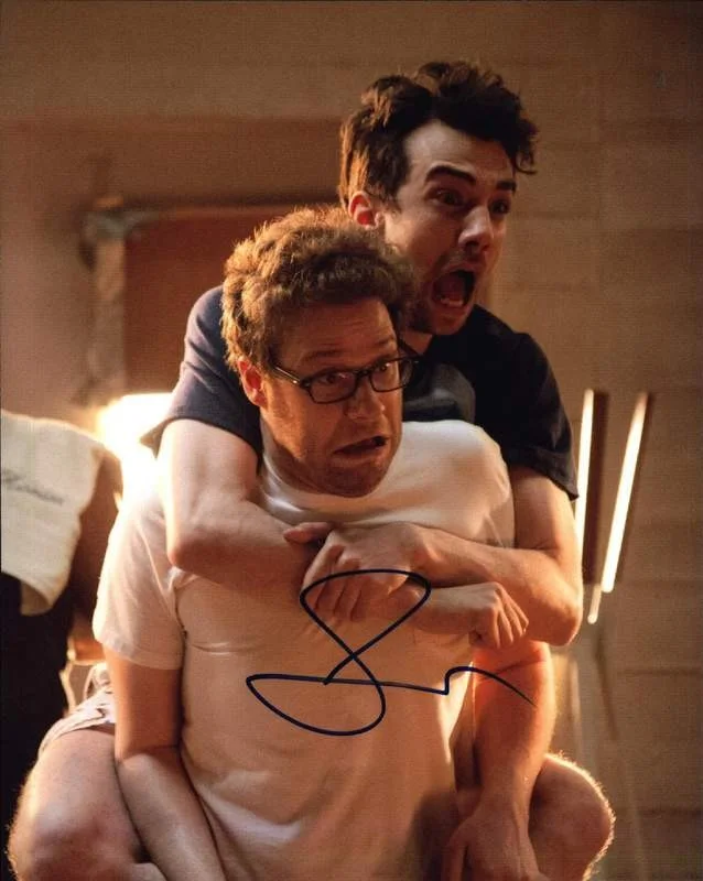 Seth Rogen — Seth Rogen signed celebrity 8x10 photo W/Cert Autograph 0678